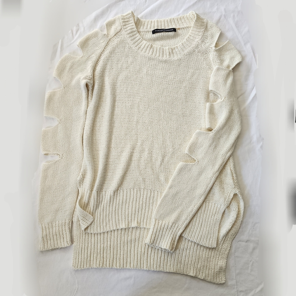 Foreign Exchange Ivory Knit Crewneck Sweater (size